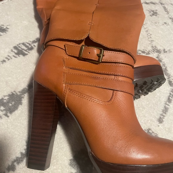 Stylish Tan Leather High Heel Boots - Picture 2 of 12
